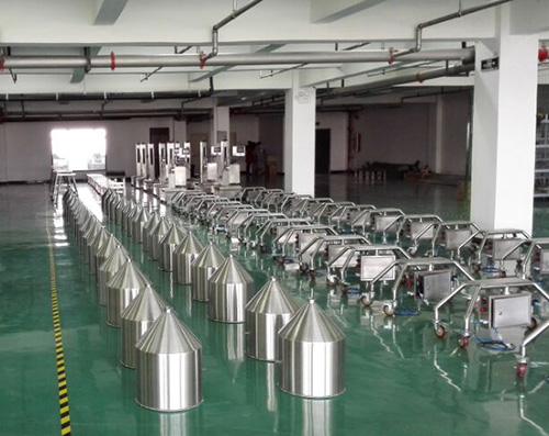 慶賀，星格辣椒醬灌裝機走進開封俏辣妹(圖3)