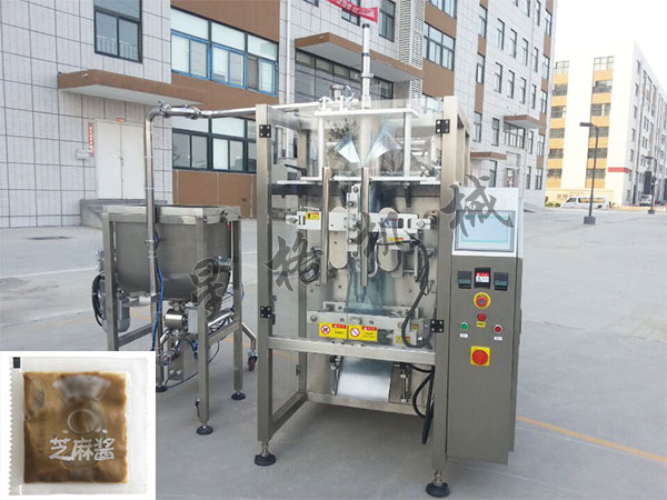 多功能醬料包裝機在醬料市場的應用(圖1)