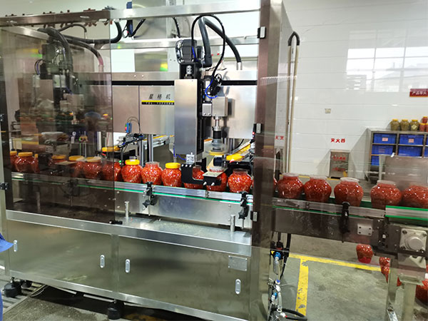 剁椒醬料灌裝生產線能為灌裝提供好的效果(圖1) 剁椒醬料灌裝生產線能為灌裝提供好的效果(圖1)