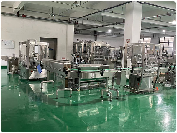 辣子醬料灌裝生產線設計合理通用性強(圖1) 辣子醬料灌裝生產線設計合理通用性強(圖1)