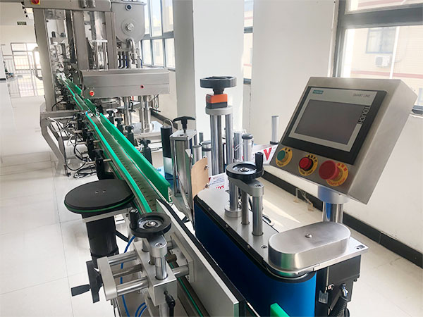 全自動果醬灌裝生產線設備精確定量、全自動灌裝(圖1)