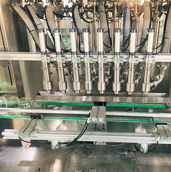 醬料灌裝機(jī),全自動(dòng)辣椒醬灌裝機(jī),特點(diǎn)運(yùn)用,操作簡(jiǎn)單(圖1) 醬料灌裝機(jī),全自動(dòng)辣椒醬灌裝機(jī),特點(diǎn)運(yùn)用,操作簡(jiǎn)單(圖1)