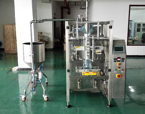 番茄醬自動包裝機如何使用以節約生產時間(圖2) 番茄醬自動包裝機如何使用以節約生產時間(圖2)