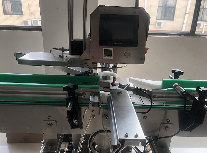 瓶裝香椿醬自動灌裝機械隨著企業用戶的需求做出改變(圖2)