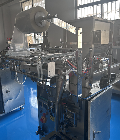 袋裝甜面醬包裝機械設(shè)備給我們的生活增添另一番韻味(圖2)