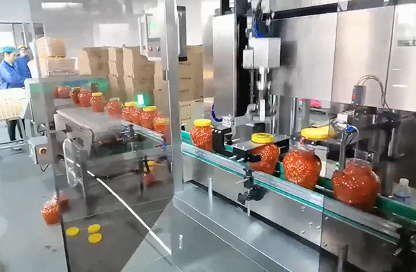 醬料灌裝機高速穩定灌裝 精準計量不漏料 廣州星火核心揭秘(圖1)