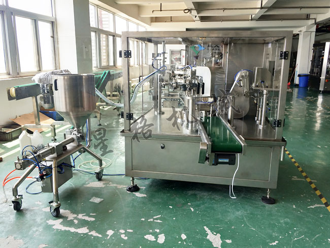 全自動調(diào)味品包裝生產(chǎn)線+醬料包裝生產(chǎn)線(圖2) 全自動調(diào)味品包裝生產(chǎn)線+醬料包裝生產(chǎn)線(圖2)